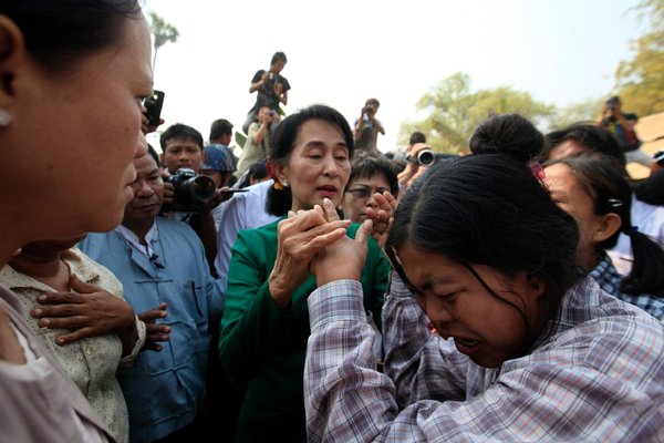 Burmese Laureate Heckled Over Backing Copper Mine