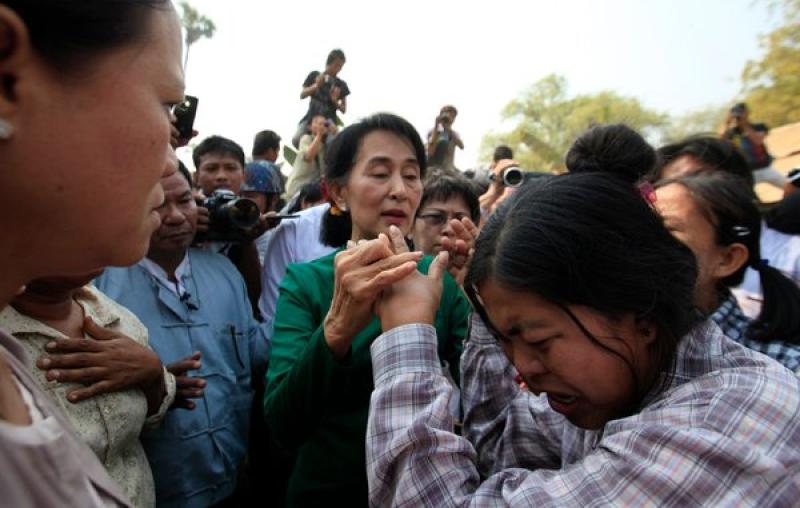 Burmese Laureate Heckled Over Backing Copper Mine